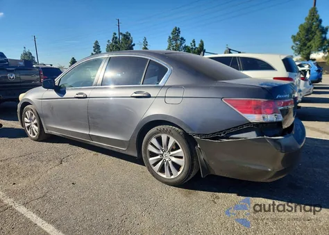 2011 Honda Accord Ex z USA, uszkodzony, nr VIN 1HGCP2F75BA076580